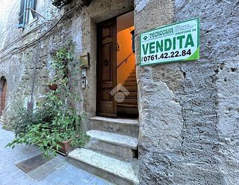 3 LOCALI A FARNESE