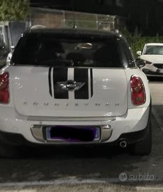 Mini cooper country man all4