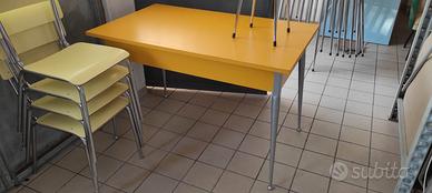 tavolo vintage in formica