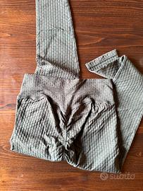 Leggins Peach Perfect Prozis - verde militare