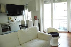 MM BOLIVAR / MM TOLSTOJ- AMPIO BILOCALE ARREDATO