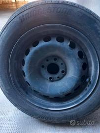 Set 4 cerchi in ferro + gomme Bridgestone
