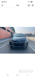 208 Peugeot 1.2 pure tech  Neo Patentati