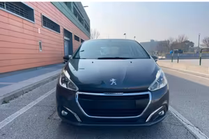 208 Peugeot 1.2 pure tech  Neo Patentati