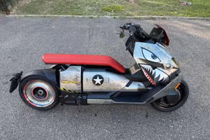 BMW CE-04