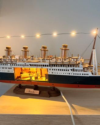 Modellino Titanic