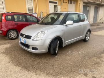 Suzuki Swift 2007 1.3 multijet 70 cv,NEOPATENTATI