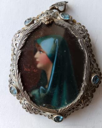 Medaglione antico con miniatura Madonna