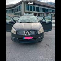 Nissan Qashqai anno 2008 nera. Motore nuovo. Prezz