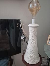 lampada bianca  intaglio