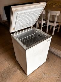 Congelatore a pozzo INDESIT