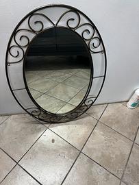 Specchio ferro battuto