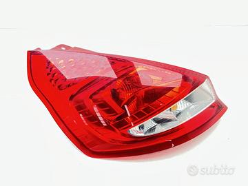 STOP FANALE POSTERIORE SINISTRO FORD Fiesta 6° Se