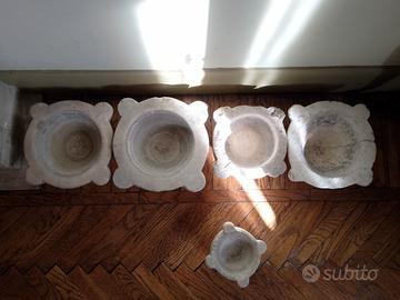 Antichi mortai in marmo 