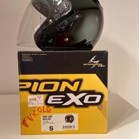 Casco scorpion nero lucido modello EXO 220 solid