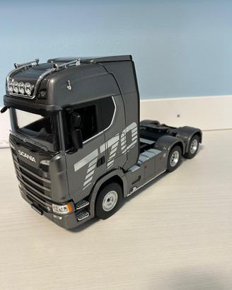 SCANIA S770 huina 1/18