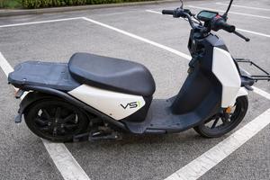 Scooter E max elettrico 125 cc