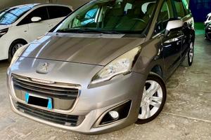 Peugeot 5008 7 posti