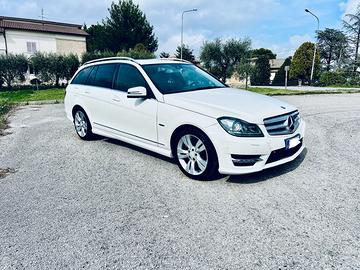 Mercedes-Benz C220 CDI 2011 AMG
