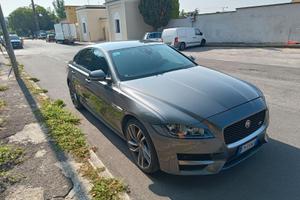 Jaguar XF R-Sport