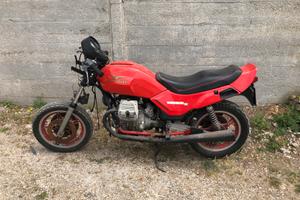 Moto Guzzi V35 Imola II anno 85
