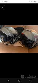 Casco modulare
