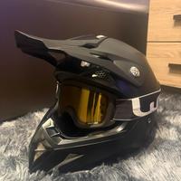 Casco integrale yema