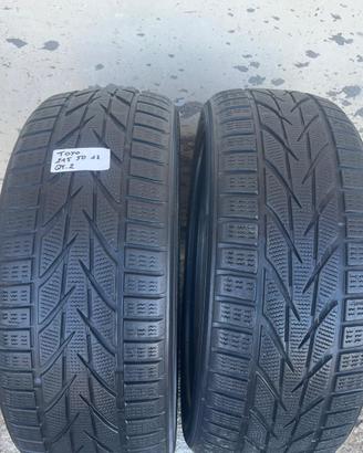 215 50 18 Toyo Snowprox S953