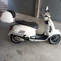 vespa 300 gts
