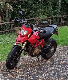 Ducati Hypermotard 1100S