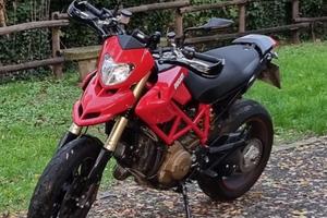 Ducati Hypermotard 1100S