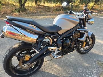 street triple 675 09 finanziabile 