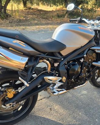 street triple 675 09 finanziabile 