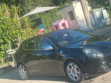 Giulietta quadrifoglio verde 1750 tbi
