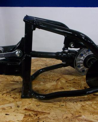 Forcellone SUZUKI BOULEVARD VZ 800 VOLUSIA