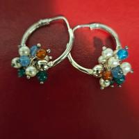 Orecchini in argento con perline