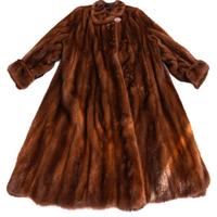 Pelliccia in visone marrone Holt Renfrew