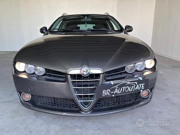 Alfa Romeo 159 1.9 JTDm 16V Sportwagon Distinctive
