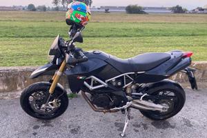 Aprilia Dorsoduro 750