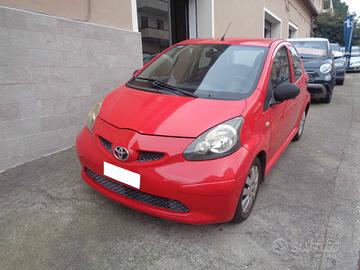Toyota Aygo 1.0 68CV 5 porte (Finanziabile)