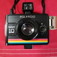 Polaroid