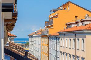3 LOCALI A TRIESTE