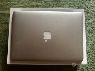 MacBook Air 13 (2017)