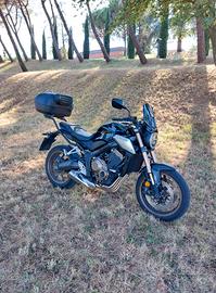 Honda CB 650 R