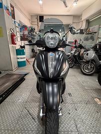 Beverly 300 Police novembre 2019