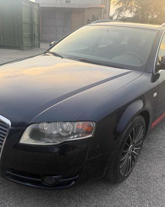 AUDI A4 2.5 V6 TDI Avant Sport senza nessun lavo