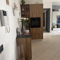 Cucina 5 mt + parete living