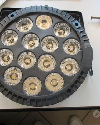 Fari Par Led 14 led 4 in 1 Full Color RGBW Dmx