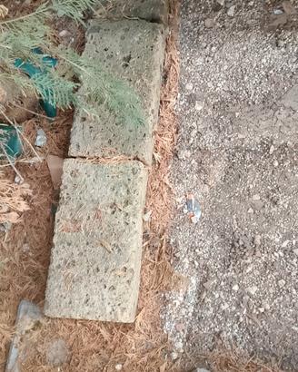 mattone tufo 50 pezzi a 50 euro tutti 