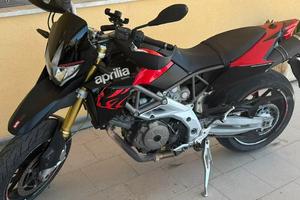 Aprilia dorsoduro 750
